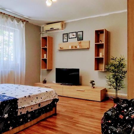 Apartament Cu 3 Camere Popesti-Leordeni Eksteriør bilde